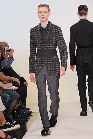 Yves Saint Laurent / - 2011